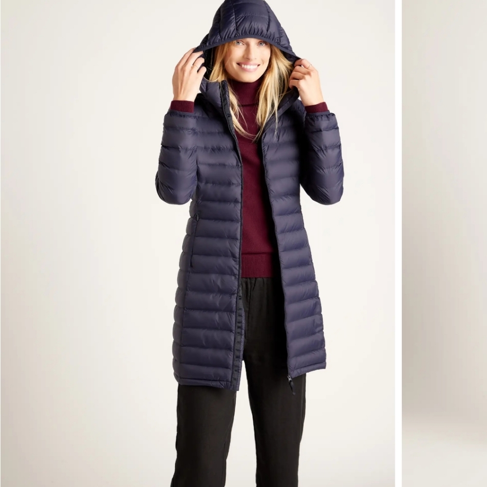 Quince Lighweight Down Long Puffer Jacket Black Small